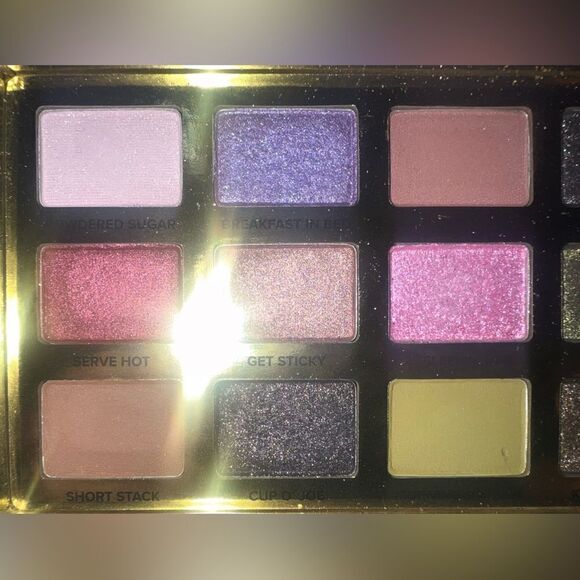 Maple Syrup Pancakes Eye Shadow Palette18 Limited Edition Shades-NEW - Picture 12 of 16